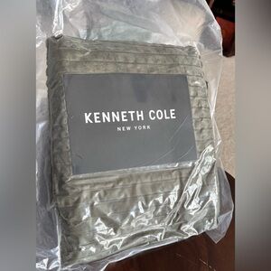 Kenneth Cole Olive Quilted Plush Throw